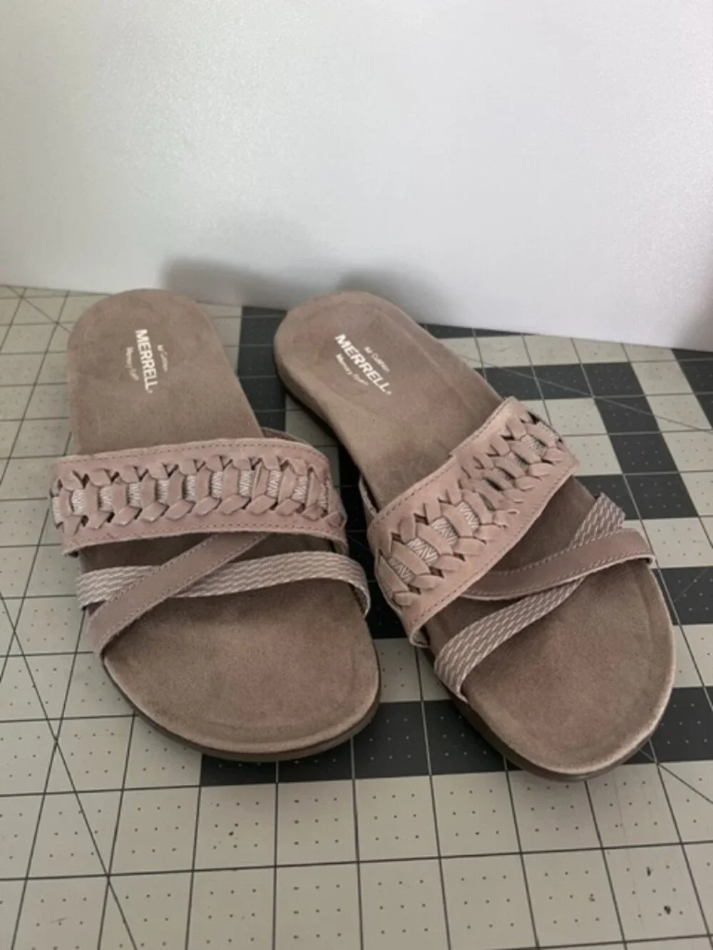 MERRELL Women's Kempsey Slide Sandals memory‎ foam tan woven straps size 7